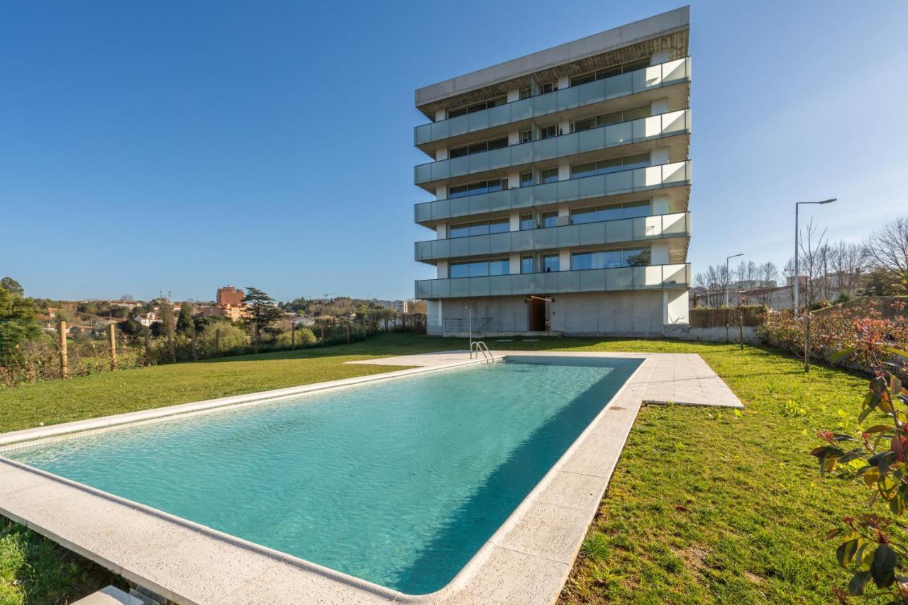 Host Wise - Luxurious Impressive Apartment - Balcony And Pool บีลาโนวาเดกายา ภายนอก รูปภาพ