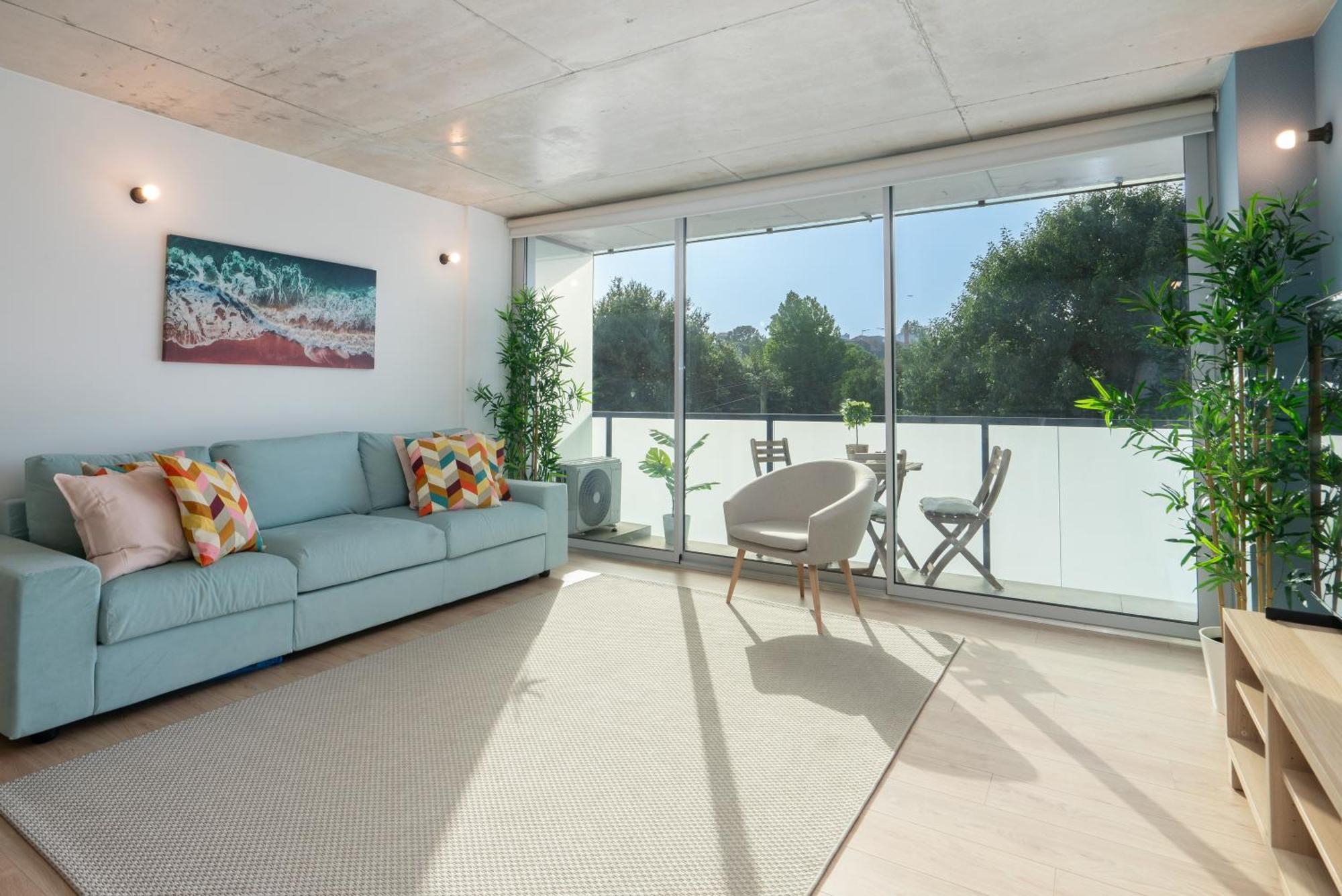Host Wise - Luxurious Impressive Apartment - Balcony And Pool บีลาโนวาเดกายา ภายนอก รูปภาพ