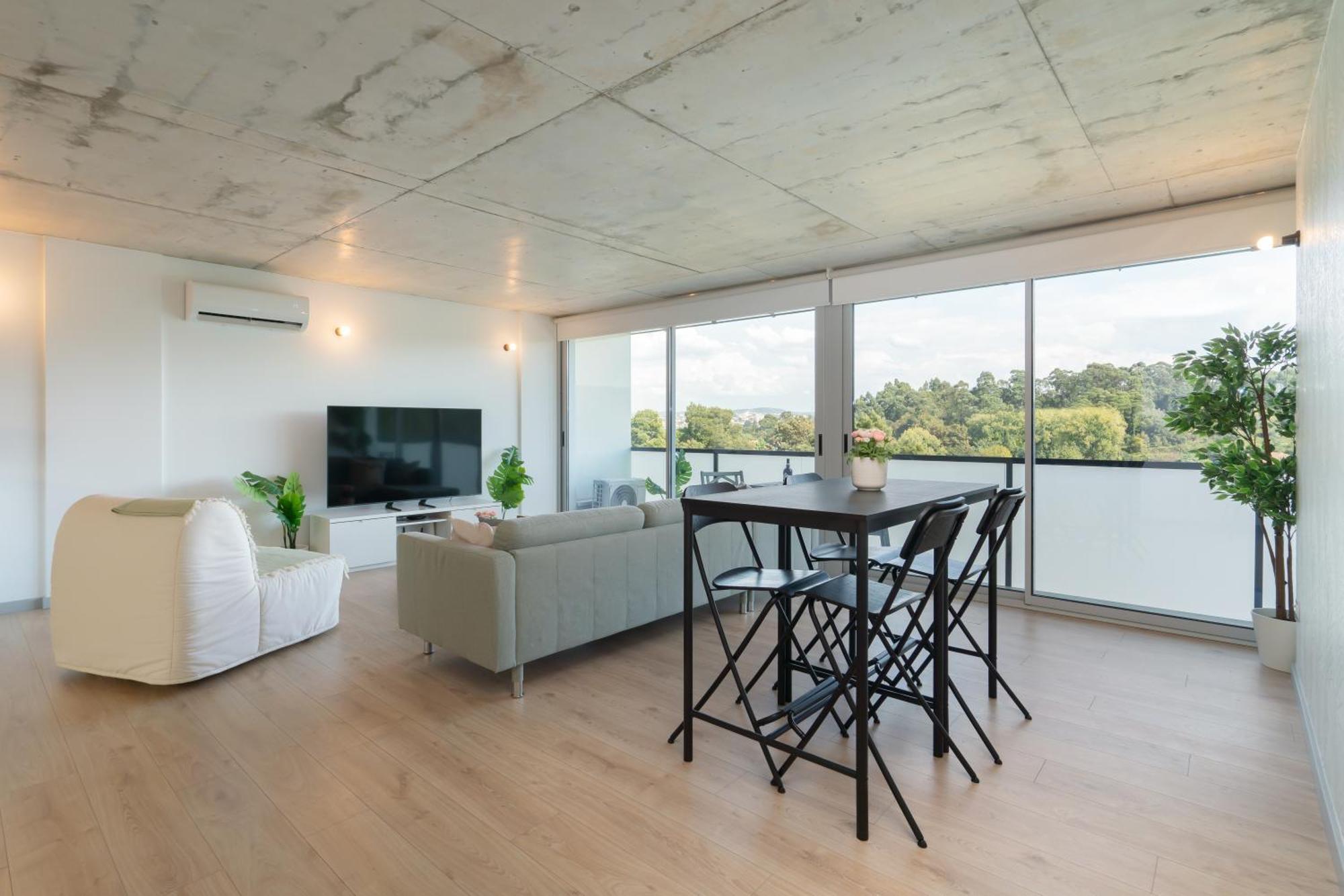 Host Wise - Luxurious Impressive Apartment - Balcony And Pool บีลาโนวาเดกายา ห้อง รูปภาพ