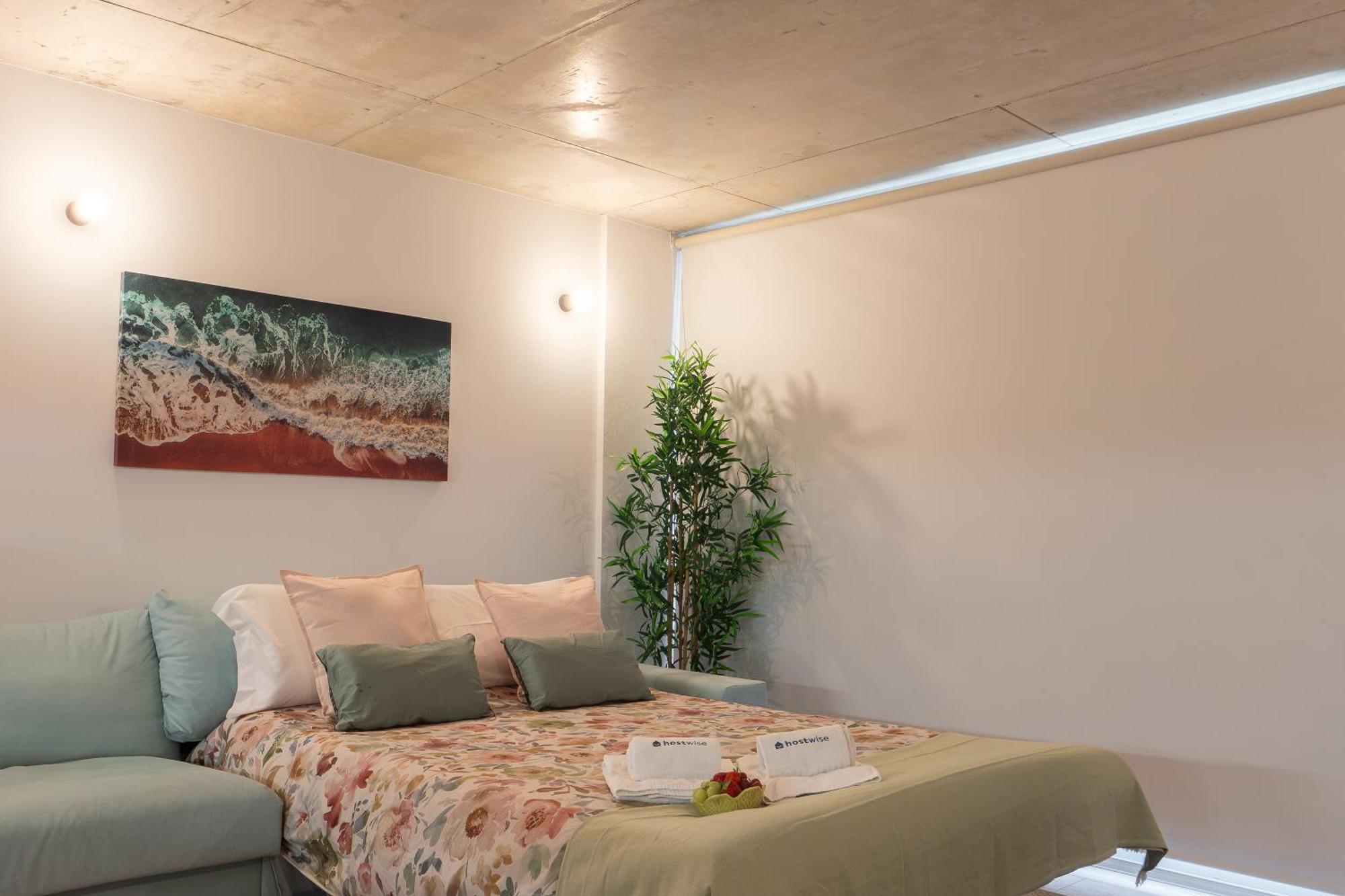 Host Wise - Luxurious Impressive Apartment - Balcony And Pool บีลาโนวาเดกายา ห้อง รูปภาพ